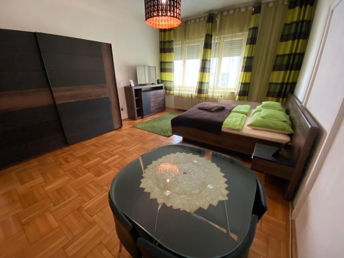Promenade Guesthouse Near The Danube Budapesta Exterior foto