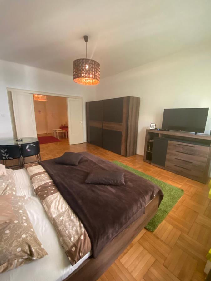 Promenade Guesthouse Near The Danube Budapesta Exterior foto