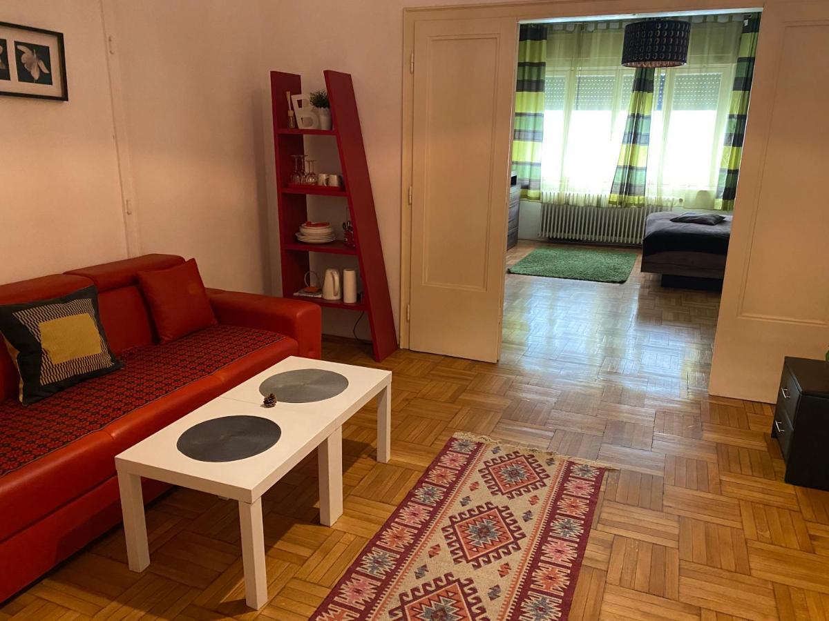 Promenade Guesthouse Near The Danube Budapesta Exterior foto