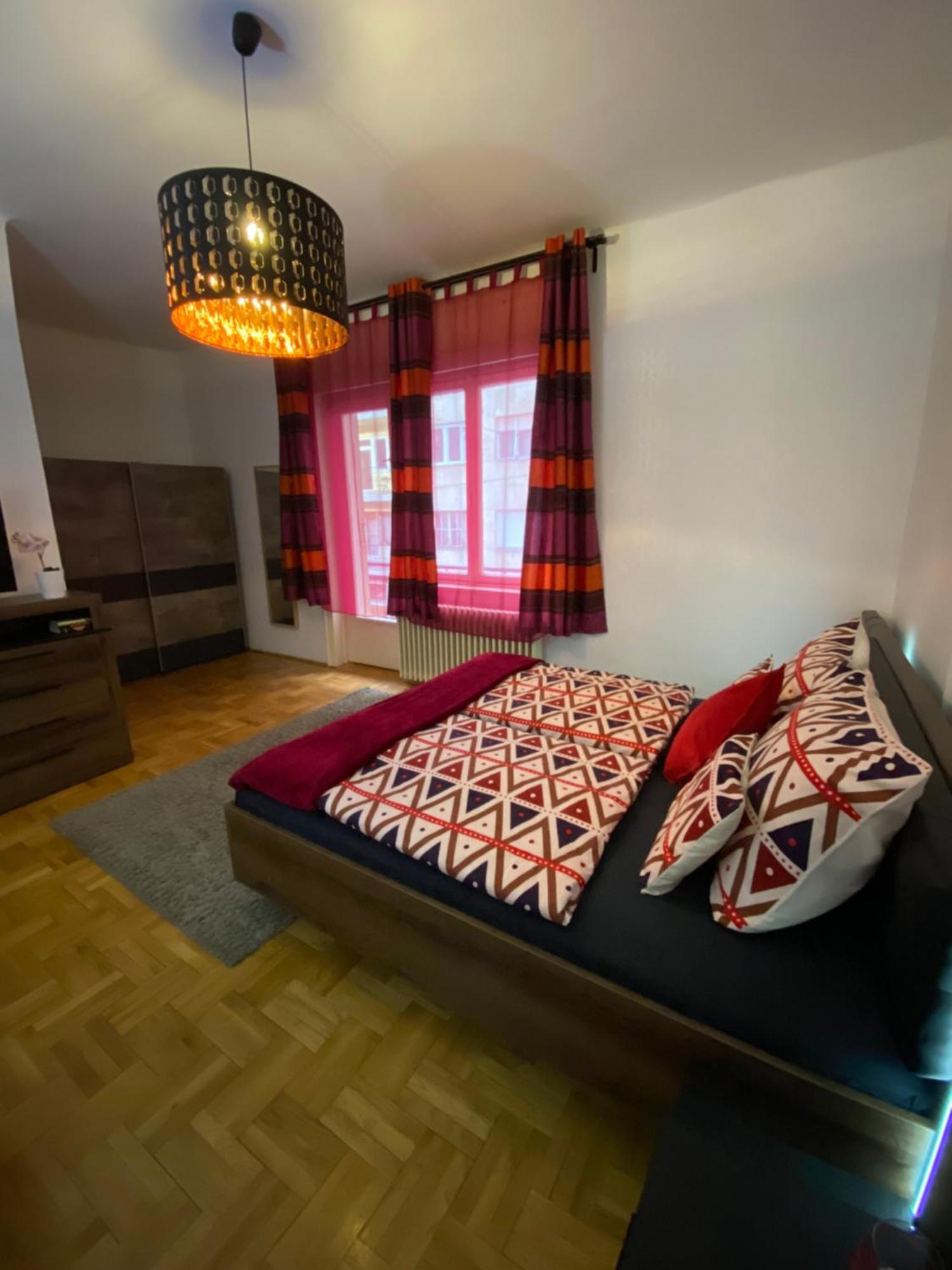 Promenade Guesthouse Near The Danube Budapesta Exterior foto